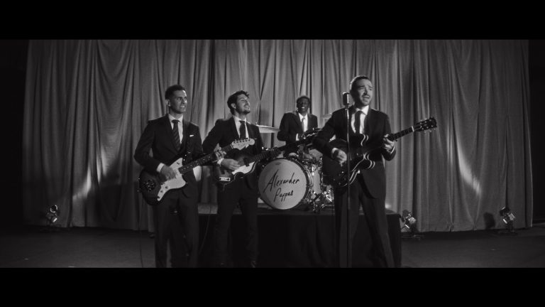 Alexander Pappas - A Beautiful Life (Official Music Video)
